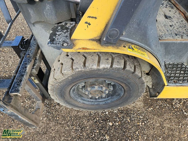 2017-caterpillar-gp25n-image-6