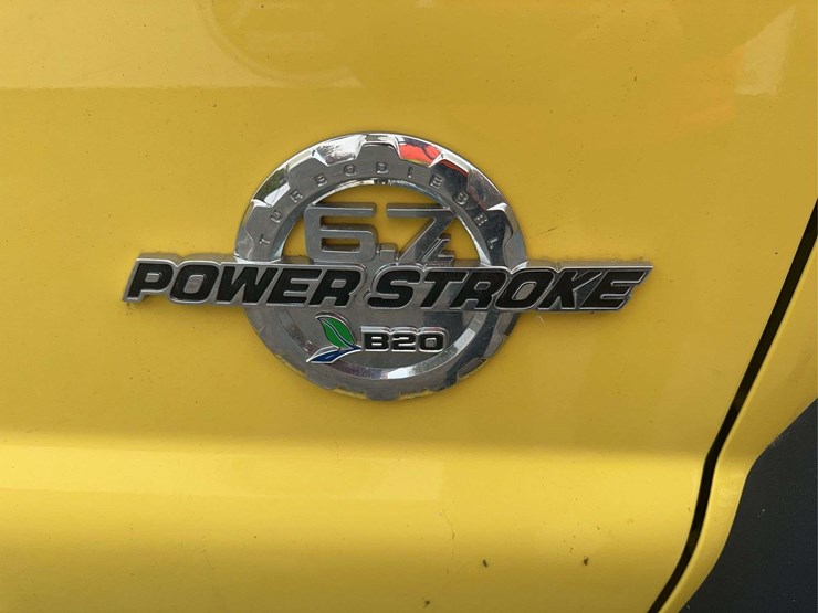 2014-ford-f550-image-14