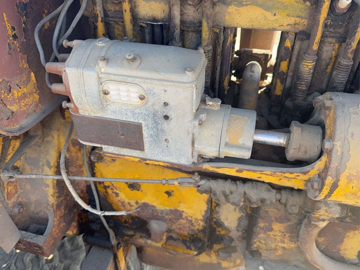 caterpillar-28-image-30