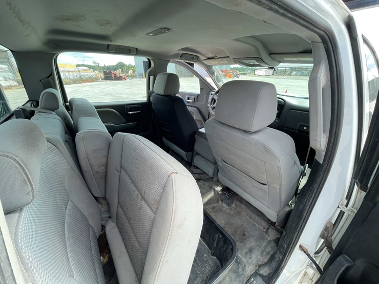 2016-chevrolet-2500-image-73