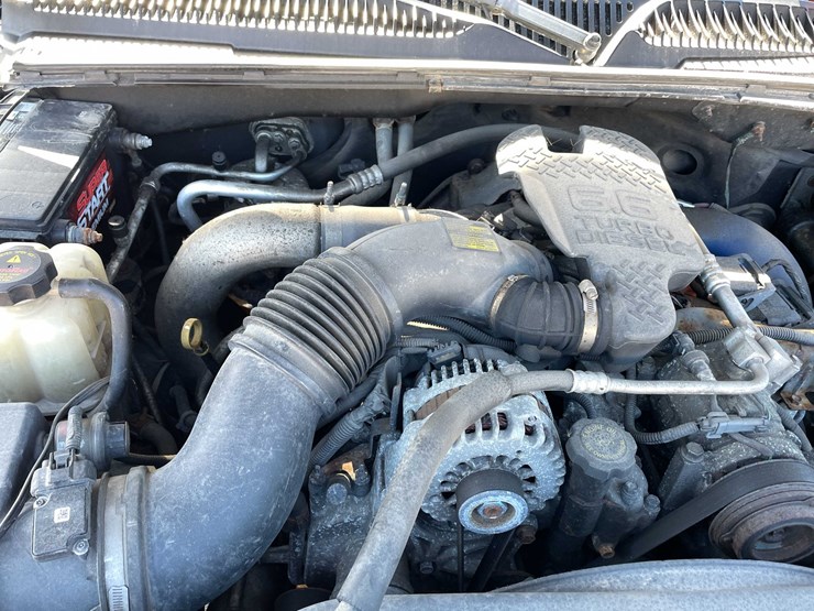 2004-gmc-2500hd-image-72