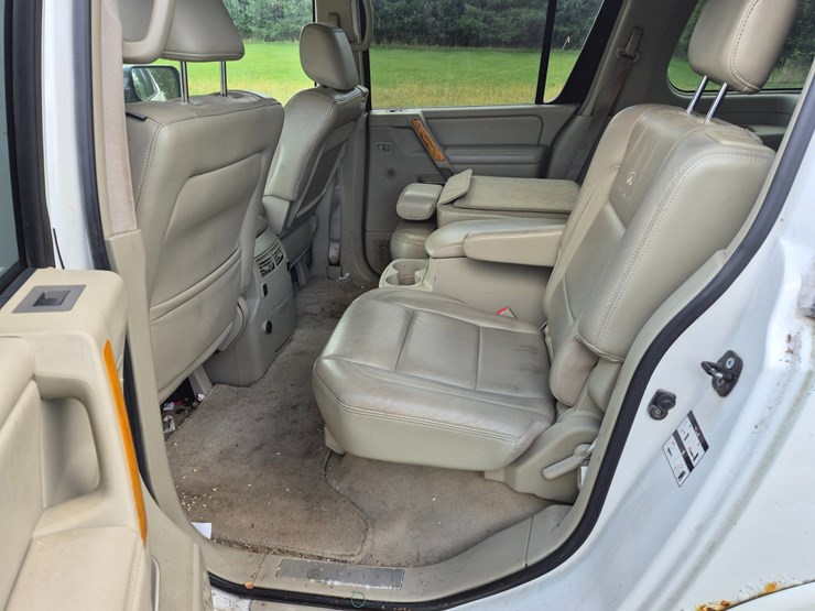 2006-infiniti-qx56-image-8