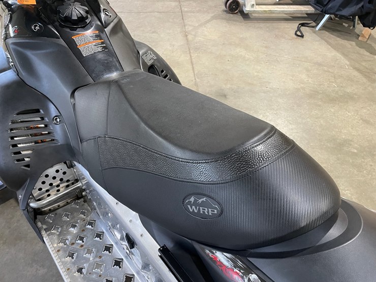 #3152-•-2008-yamaha-fx-nytro-snowmobile-image-29