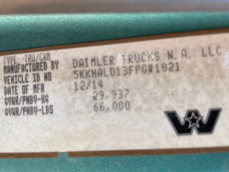 2015-western-star-4900sb-image-90
