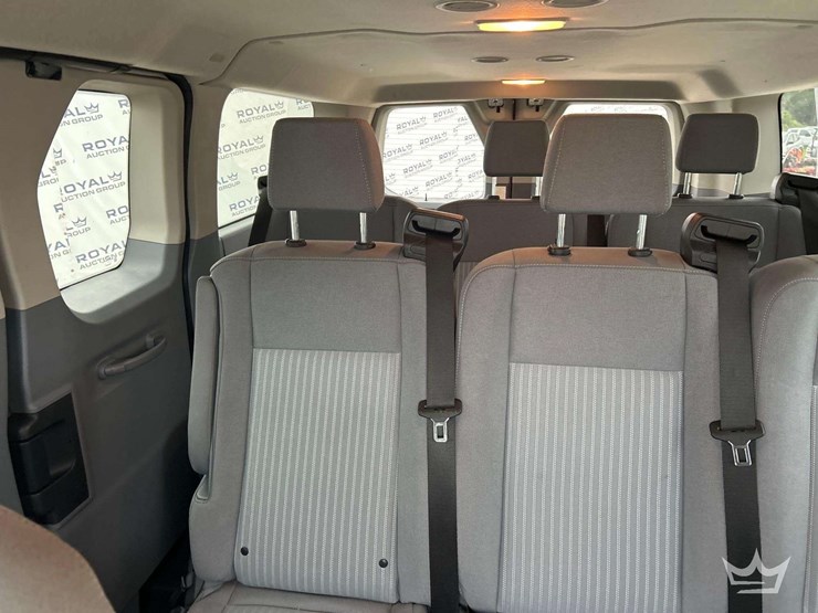 2018-ford-transit-image-18