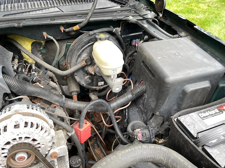 2005-chevrolet-1500-image-56