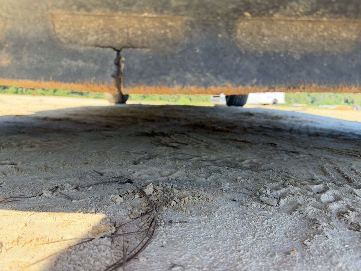 2014-dodge-1500-image-25