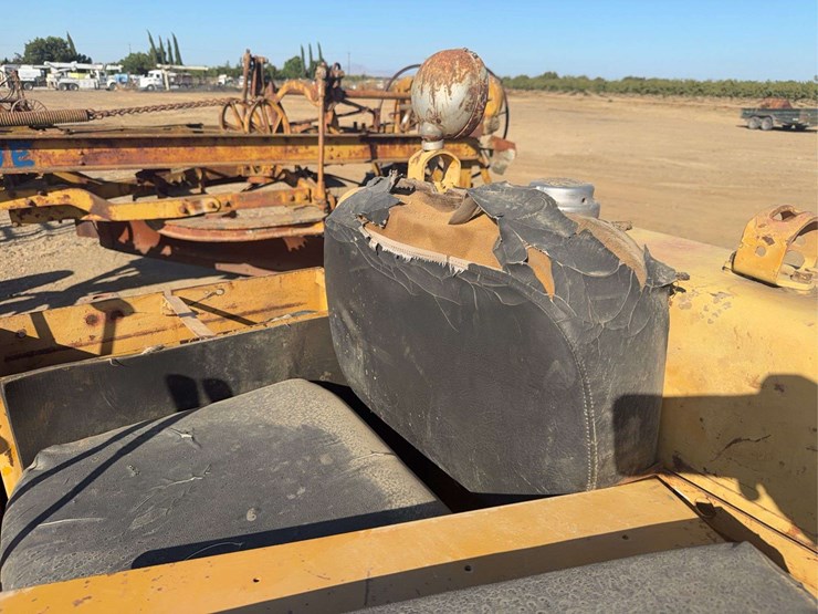 caterpillar-d4d-image-32