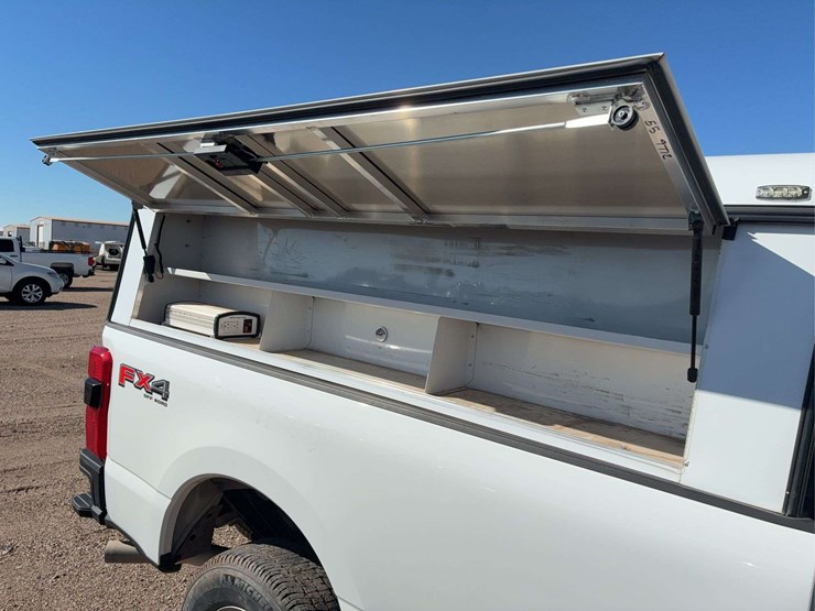 2024-ford-f350-image-5
