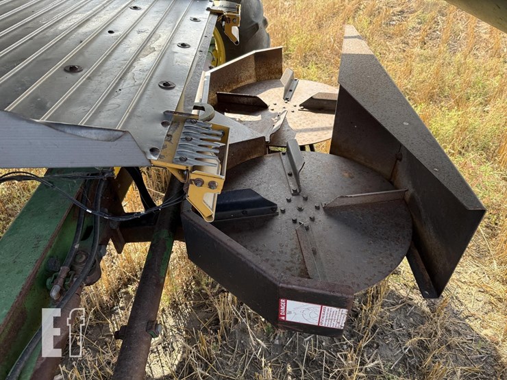 1983-john-deere-8820-image-35