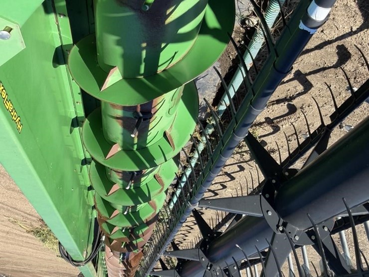 2011-john-deere-635f-image-23