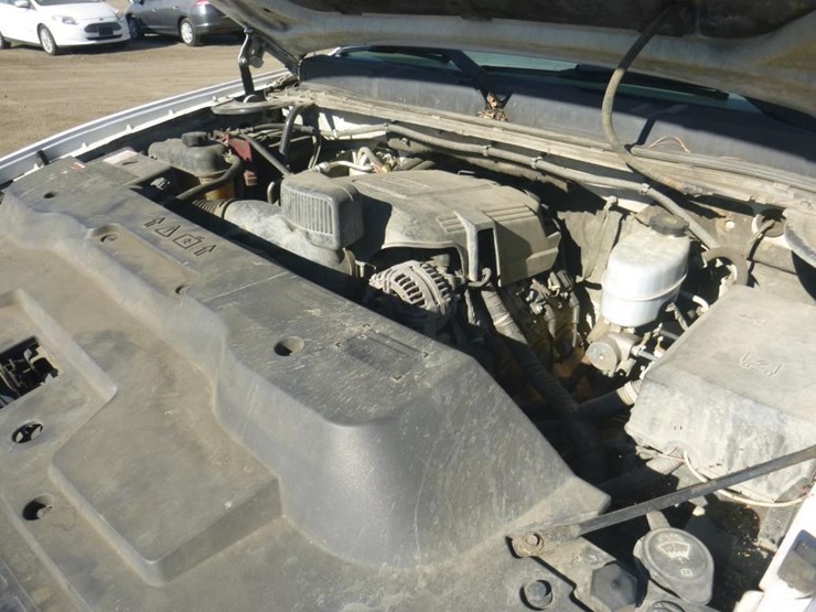 2011-chevrolet-2500hd-image-9
