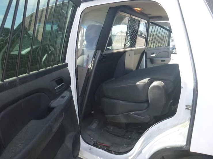 2008-chevrolet-tahoe-image-8