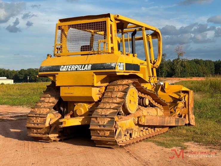 caterpillar-d6h-image-39