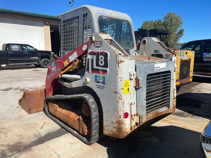 takeuchi-tl8-image-5