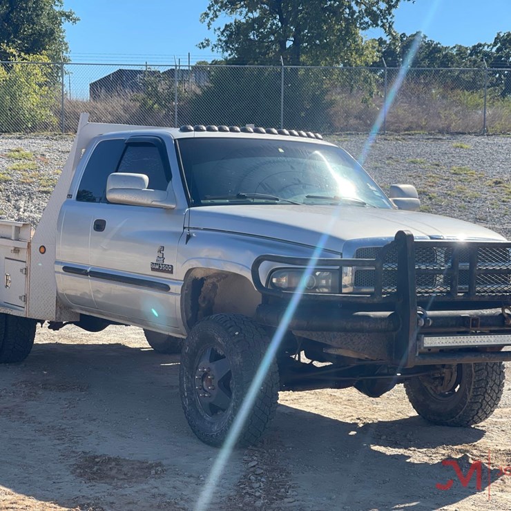 2001 DODGE RAM 3500