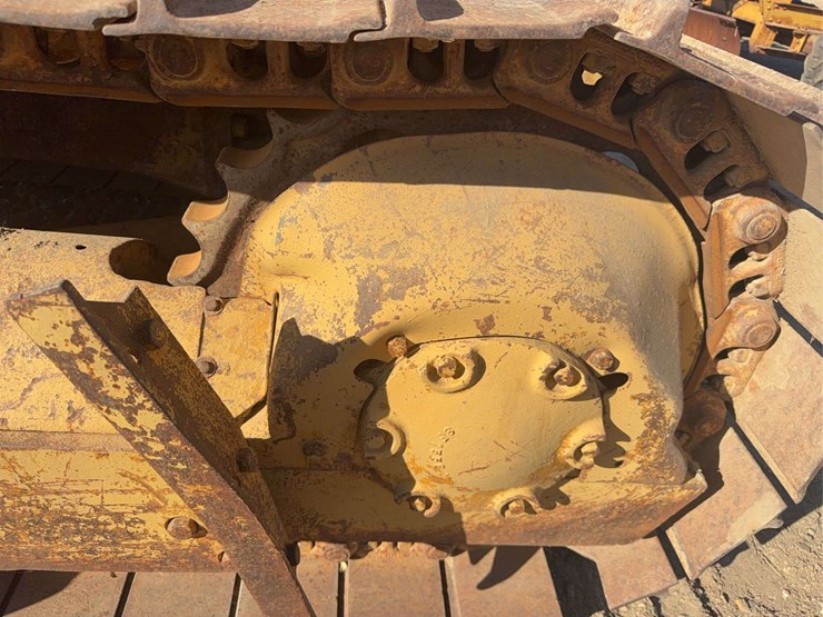 caterpillar-d4d-image-14