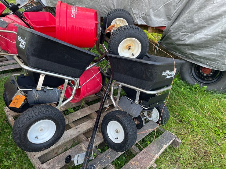#3234-•-(4)-spreaders-image-1