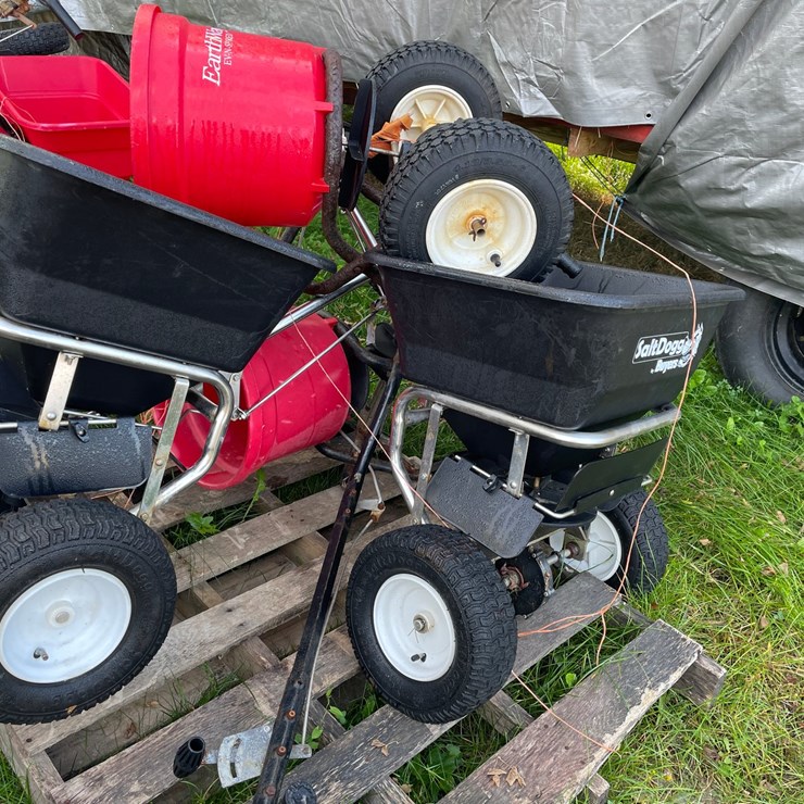 #3234 • (4) Spreaders