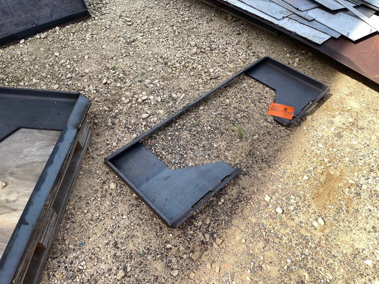 #2059-•-ecotric-skid-steer-quick-tach-mount-plate-image-3