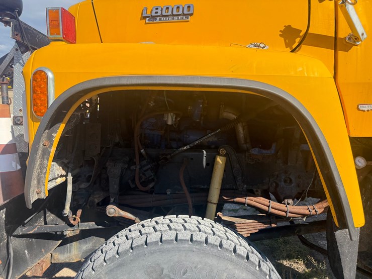 1989-ford-l8000-image-21