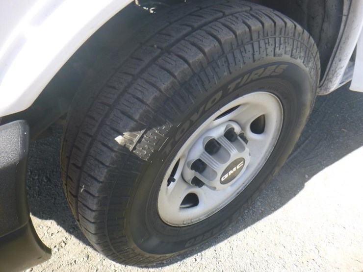 2007-gmc-2500-image-12