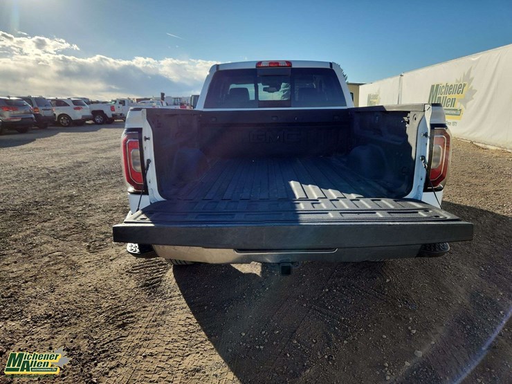 2017-gmc-sierra-1500-image-22