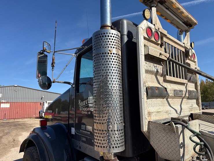 2005-kenworth-t800-image-33