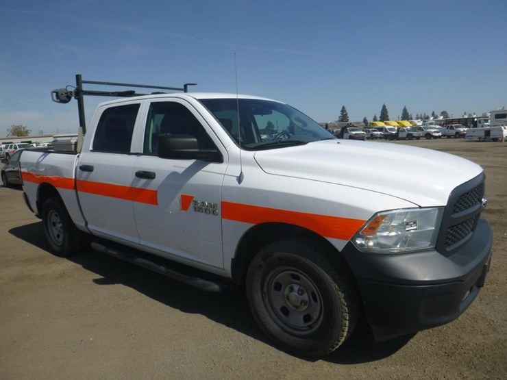 2014-dodge-1500-image-3