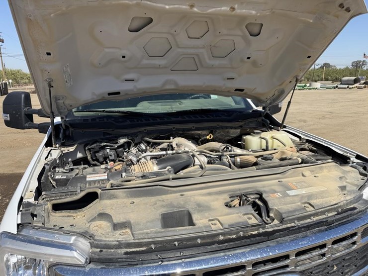 2024-ford-f350-xl-image-48