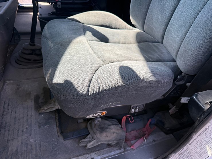 2002-international-9400i-image-30