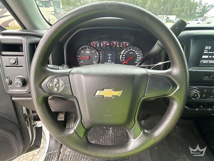 2018-chevrolet-silverado-1500-image-13
