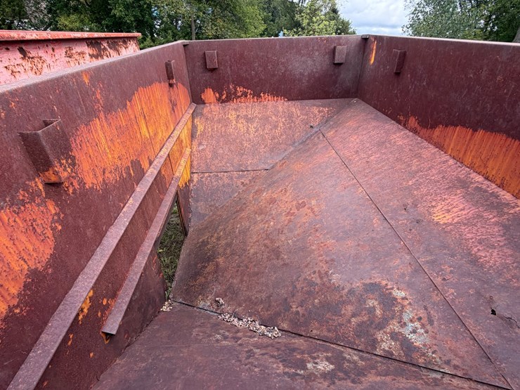 #4013-•-farm-king-gravity-box-image-15