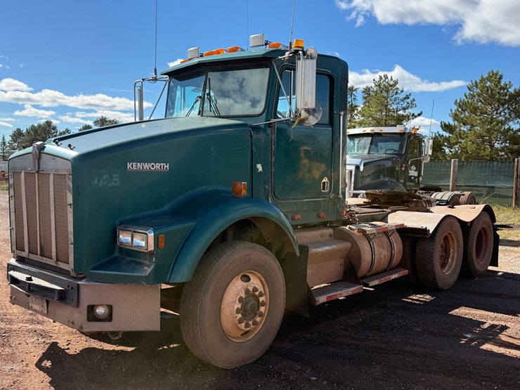 kenworth-t800-image-1