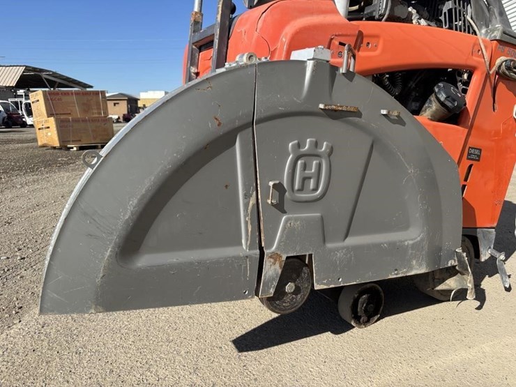 2020-husqvarna-fs-5000-walk-behind-concrete-saw-image-9