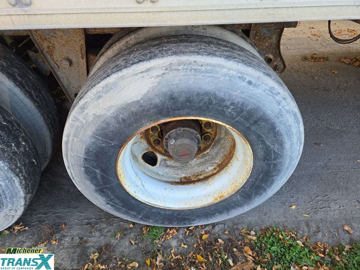 2013-utility-3000r-image-9