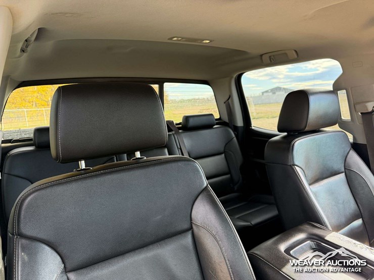 2017-chevrolet-silverado-2500hd-lt-image-22