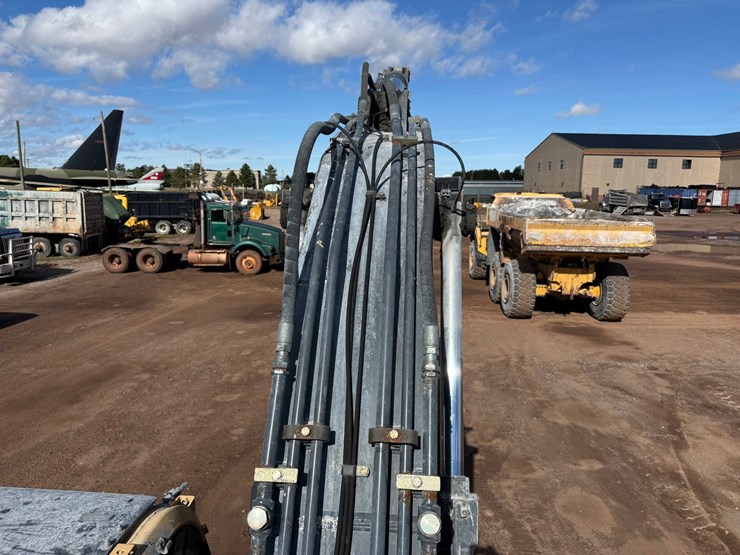 deere-210g-lc-image-41