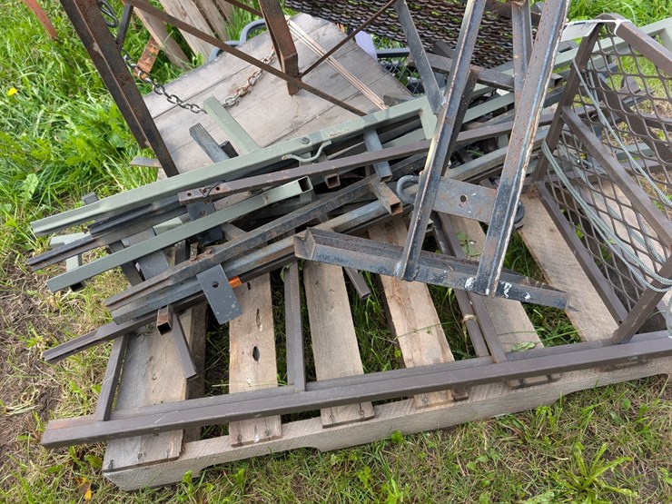 #4058-•-ladder-tree-stand-image-3