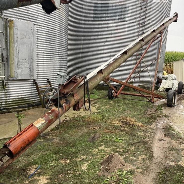 WESTGO 41' AUGER 8125