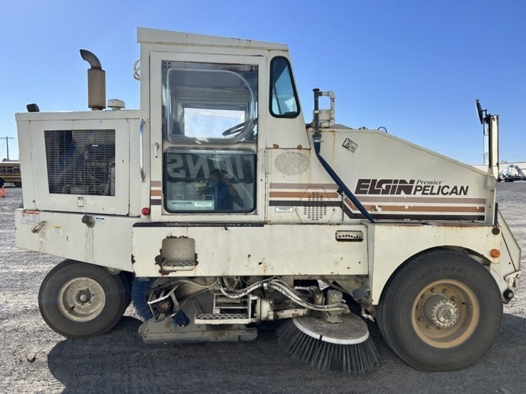1994-elgin-pelican-s-image-6