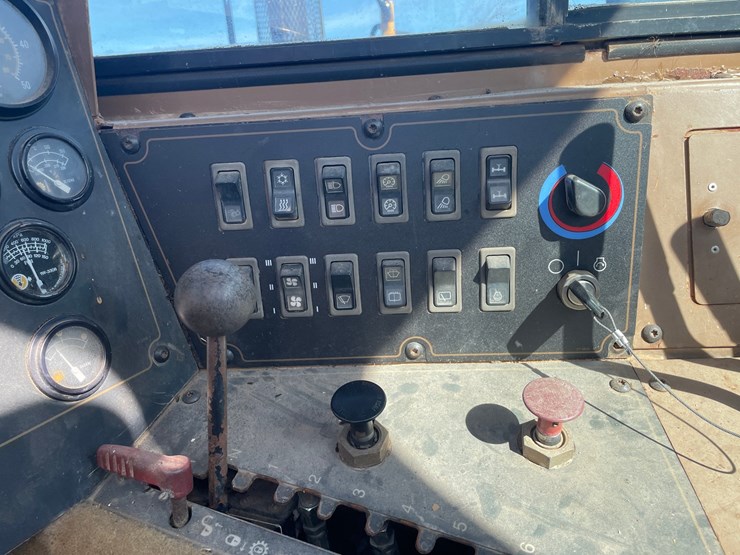 1996-caterpillar-615c-image-15