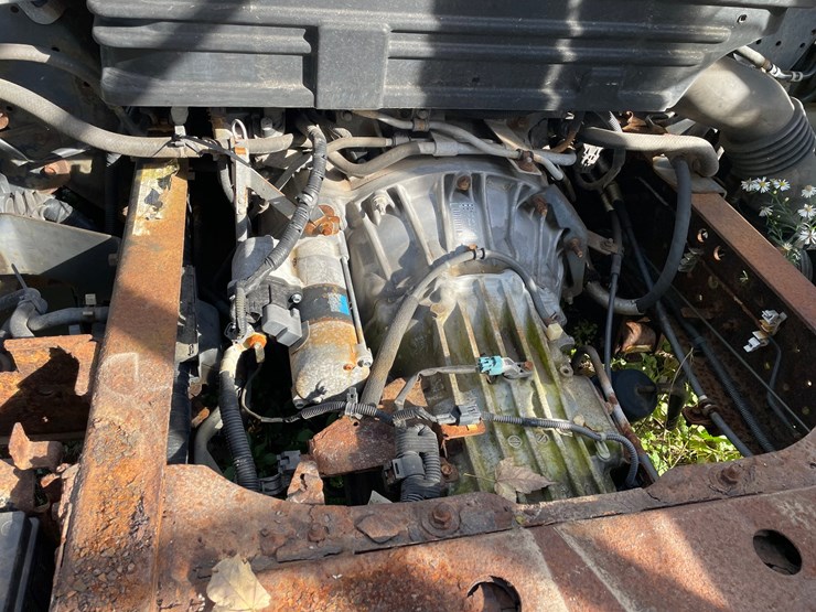 isuzu-nqr-image-45