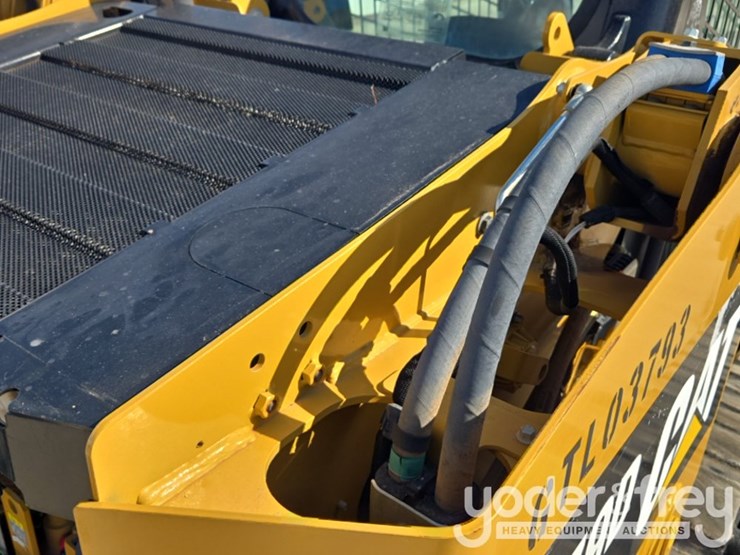 2017-caterpillar-279d-image-37