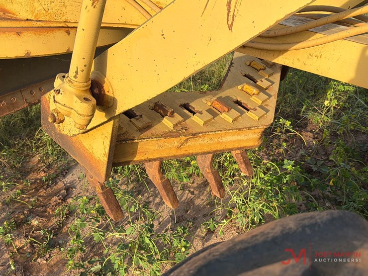 caterpillar-12h-image-7
