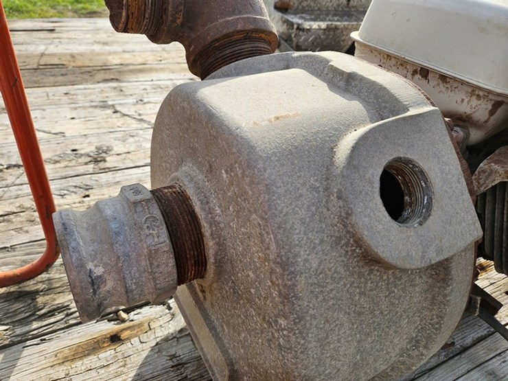 #2146-•-honda-3"-gas-powered-water-pump-image-7