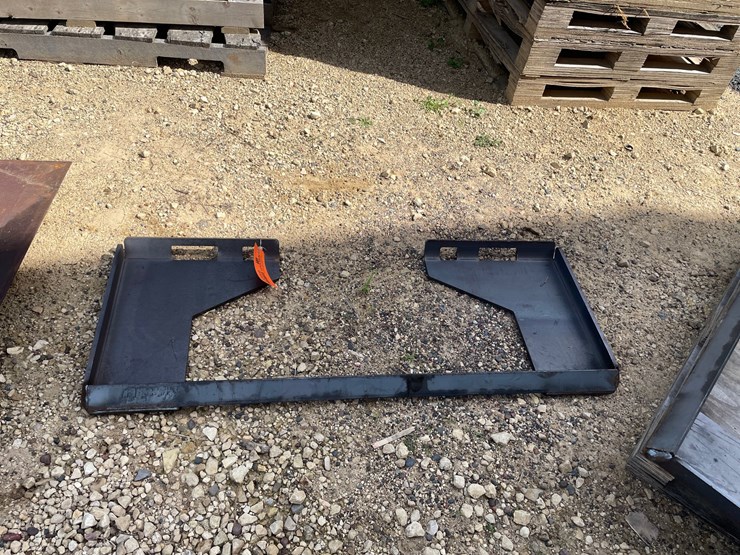 #2059-•-ecotric-skid-steer-quick-tach-mount-plate-image-4