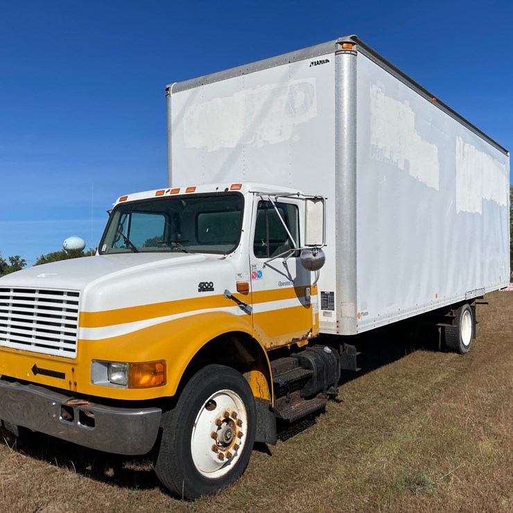 1998 INTERNATIONAL 4700