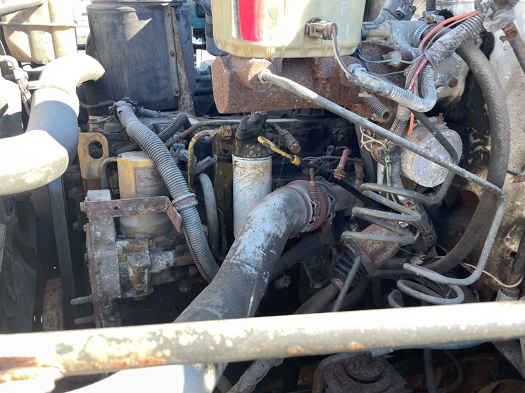 2002-chevrolet-6500-image-54