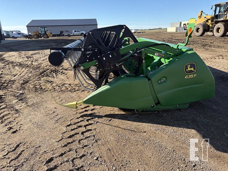 2013-john-deere-635f-image-2